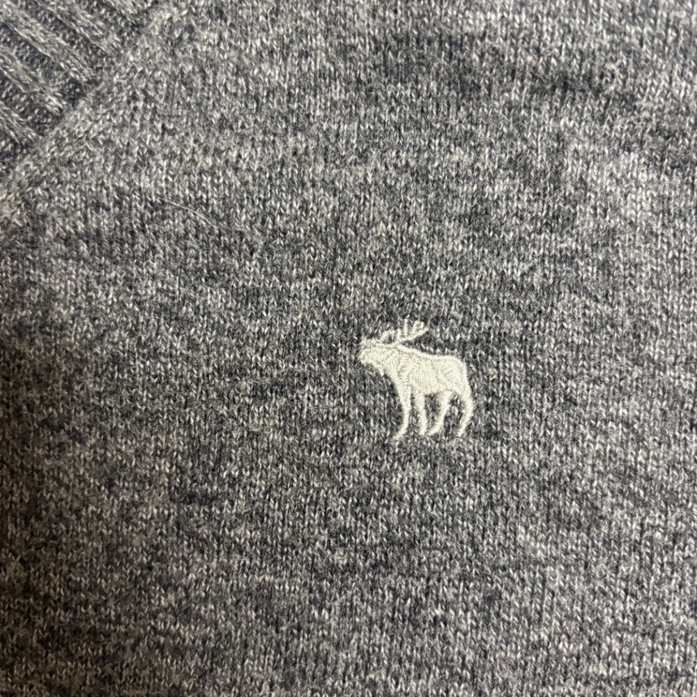 Abercrombie & Fitch Men's Large Gray Cashmere Blend V-Neck Sweater Moose Y2K EUC - Picture 2 of 4
